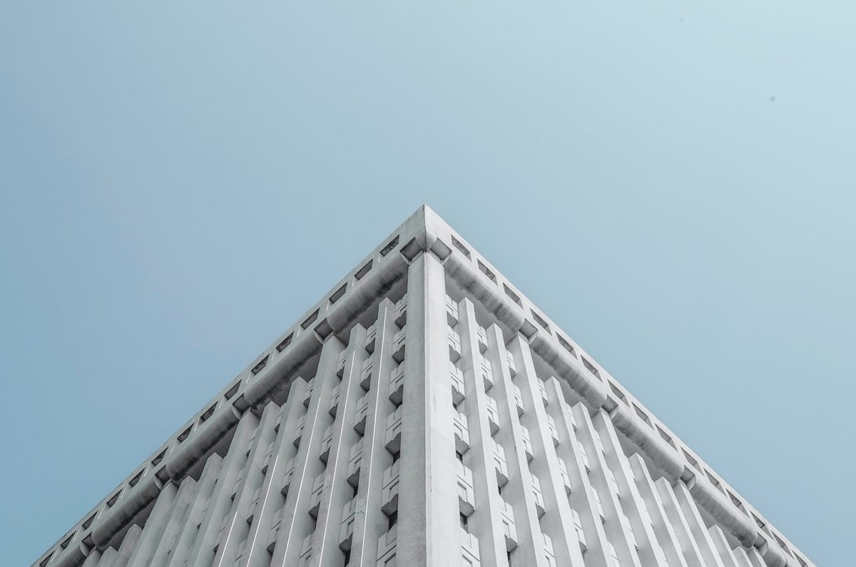 竞技宝app下载-【夜读】奥拉罗尤盛赞中国防疫:那儿最自由!